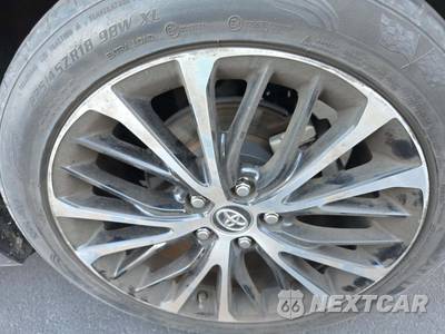 2019 Toyota Camry SE - zdjęcie 22 z 29 - miniatura