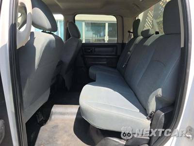 2017 Ram 5500 Cab Chassis Tradesman Crew Cab DRW - zdjęcie 13 z 26 - miniatura