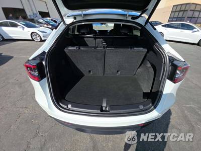 2022 Tesla Model Y Long Range - zdjęcie 11 z 24 - miniatura