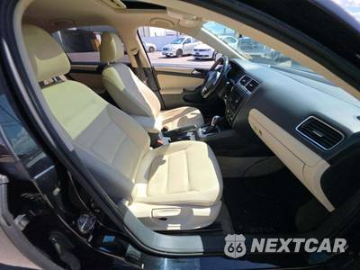 2011 Volkswagen Jetta Sedan SE - zdjęcie 15 z 27 - miniatura