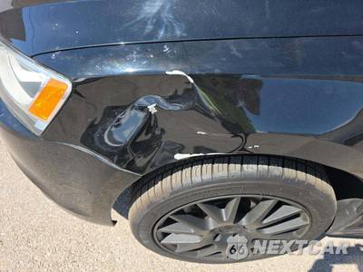 2011 Volkswagen Jetta Sedan SE - zdjęcie 20 z 27 - miniatura
