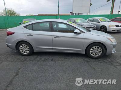 2020 Hyundai Elantra SE Sedan - zdjęcie 4 z 22 - miniatura