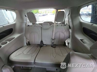 2017 Chrysler Pacifica Touring L Plus 121.6" WB - zdjęcie 14 z 32 - miniatura