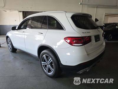2021 Mercedes-Benz GLC 300 - zdjęcie 2 z 25 - miniatura