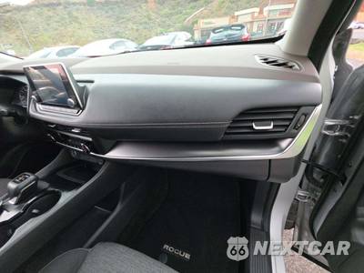 2023 Nissan Rogue SV - zdjęcie 19 z 26 - miniatura