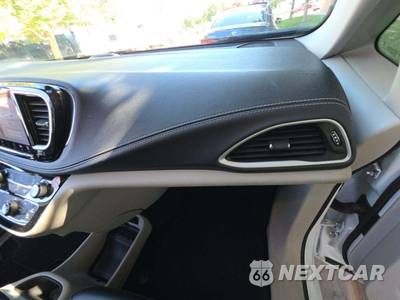 2024 Chrysler Pacifica Hybrid Select 121.6" WB - zdjęcie 20 z 26 - miniatura