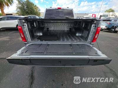 2022 Ford F-150 XLT Crew Cab Short Bed - zdjęcie 14 z 22 - miniatura