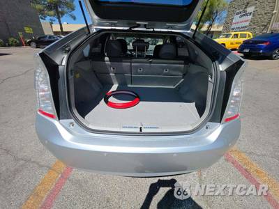 2015 Toyota Prius Plug-In Hybrid - zdjęcie 11 z 29 - miniatura
