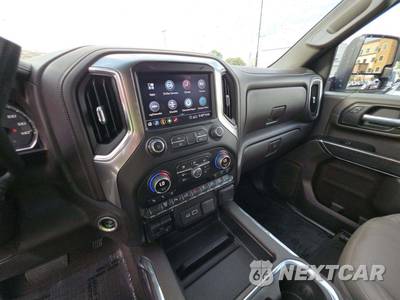 2020 Chevrolet Silverado 3500HD LTZ Crew Cab Medium Bed 1LZ - zdjęcie 10 z 28 - miniatura