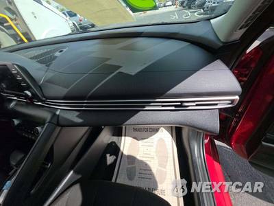 2023 Hyundai Elantra SEL - zdjęcie 19 z 24 - miniatura