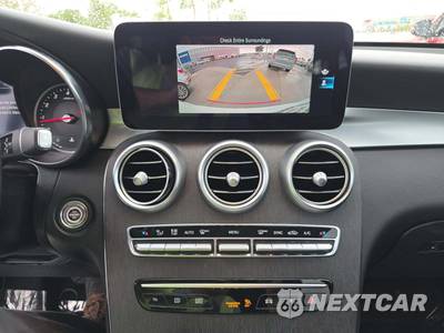 2020 Mercedes-Benz GLC 300 - zdjęcie 23 z 24 - miniatura