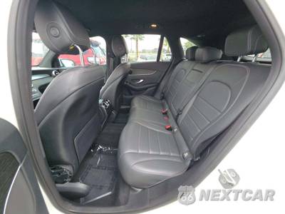 2020 Mercedes-Benz GLC 300 - zdjęcie 13 z 24 - miniatura