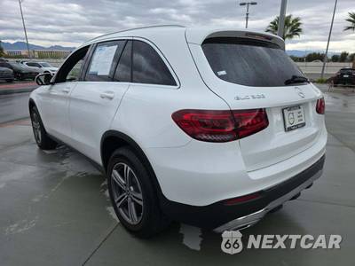 2020 Mercedes-Benz GLC 300 - zdjęcie 2 z 24 - miniatura