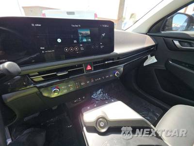 2025 Kia EV6 Wind - zdjęcie 10 z 22 - miniatura