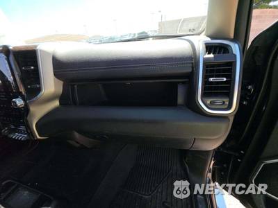 2020 Ram 1500 Laramie Crew Cab Short Bed - zdjęcie 19 z 28 - miniatura