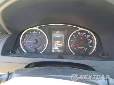 2016 Toyota Camry SE - zdjęcie 6 z 24 - miniatura