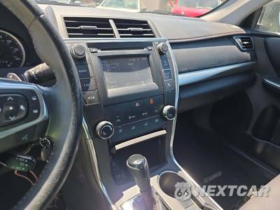 2016 Toyota Camry SE - zdjęcie 7 z 24 - miniatura