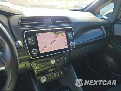 2022 Nissan LEAF SV - zdjęcie 7 z 26 - miniatura