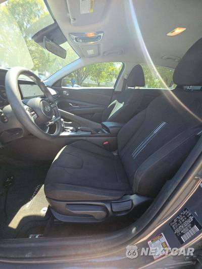 2024 Hyundai Elantra SEL - zdjęcie 6 z 21 - miniatura