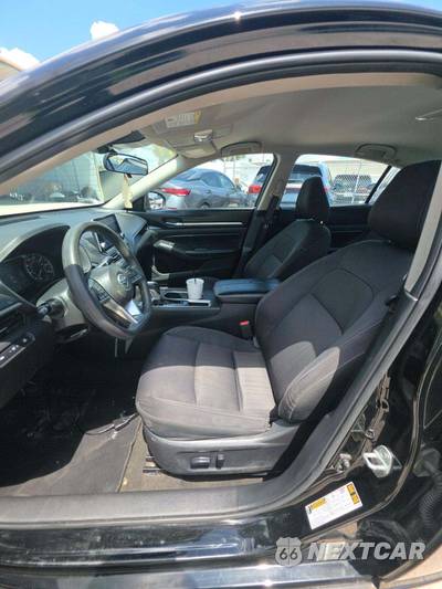 2022 Nissan Altima SV - zdjęcie 6 z 33 - miniatura