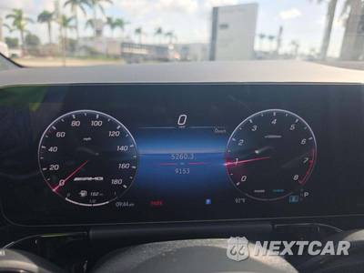 2025 Mercedes-Benz AMG GLA 35 4MATIC - zdjęcie 9 z 20 - miniatura