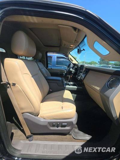 2016 Ford Super Duty F-250 Lariat Crew Cab Medium Bed - zdjęcie 18 z 31 - miniatura
