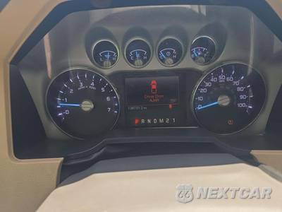 2016 Ford Super Duty F-250 Lariat Crew Cab Medium Bed - zdjęcie 9 z 31 - miniatura