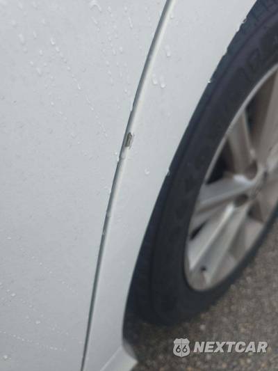 2014 Toyota Camry XLE - zdjęcie 27 z 32 - miniatura