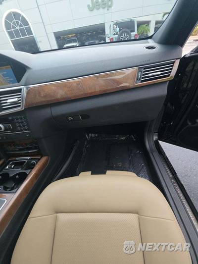2011 Mercedes-Benz E 350 Sedan - zdjęcie 19 z 30 - miniatura