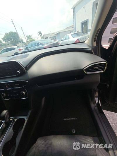 2019 Hyundai Santa Fe SE - zdjęcie 16 z 30 - miniatura