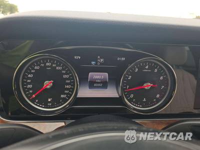 2017 Mercedes-Benz E 300 Sport Sedan - zdjęcie 9 z 23 - miniatura