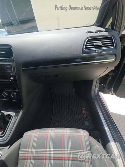 2017 Volkswagen Golf GTI Sport Hatchback - zdjęcie 19 z 27 - miniatura