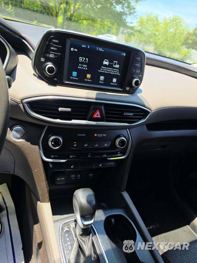 2019 Hyundai Santa Fe SEL - zdjęcie 10 z 22 - miniatura