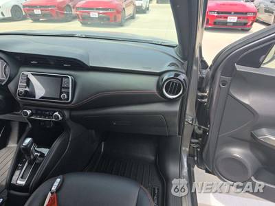 2020 Nissan Kicks SR - zdjęcie 19 z 31 - miniatura