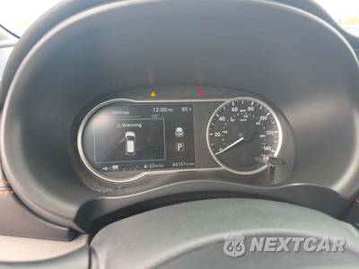 2020 Nissan Kicks SR - zdjęcie 9 z 31 - miniatura