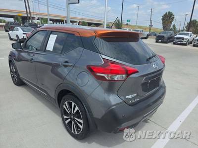 2020 Nissan Kicks SR - zdjęcie 2 z 31 - miniatura