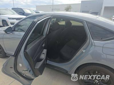 2025 Honda Accord Sedan SE - zdjęcie 13 z 27 - miniatura