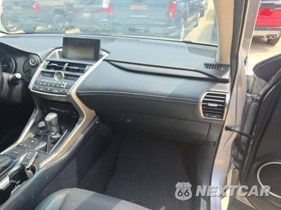 2017 Lexus NX 200t - zdjęcie 19 z 33 - miniatura