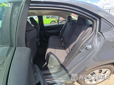 2026 Toyota Corolla LE Sedan - zdjęcie 10 z 19 - miniatura