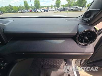 2025 Toyota Land Cruiser - zdjęcie 19 z 20 - miniatura