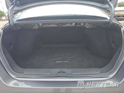 2025 Nissan Sentra SV - zdjęcie 11 z 19 - miniatura