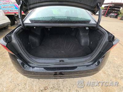 2025 Nissan Altima SV - zdjęcie 14 z 21 - miniatura