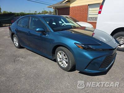 2025 Toyota Camry LE - zdjęcie 4 z 20 - miniatura