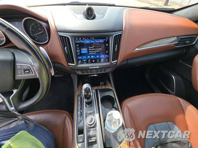 2018 Maserati Levante S GranLusso - zdjęcie 7 z 21 - miniatura
