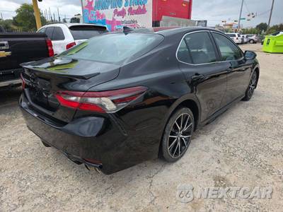 2021 Toyota Camry SE - zdjęcie 3 z 20 - miniatura
