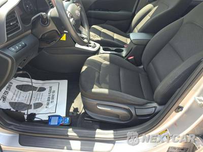 2020 Hyundai Elantra SEL Sedan - zdjęcie 3 z 18 - miniatura