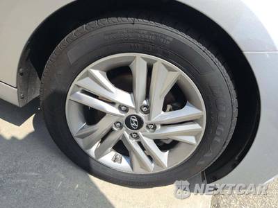 2020 Hyundai Elantra SEL Sedan - zdjęcie 18 z 18 - miniatura