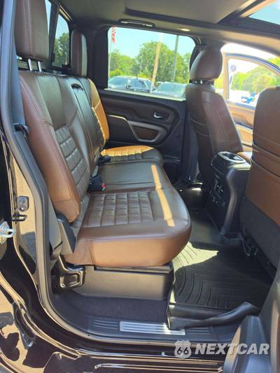 2020 Nissan TITAN Platinum Reserve Crew Cab Short Bed - zdjęcie 13 z 18 - miniatura