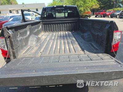 2017 Nissan TITAN SV Regular Cab Long Bed - zdjęcie 10 z 22 - miniatura