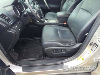 2010 Toyota Highlander SE - zdjęcie 6 z 21 - miniatura